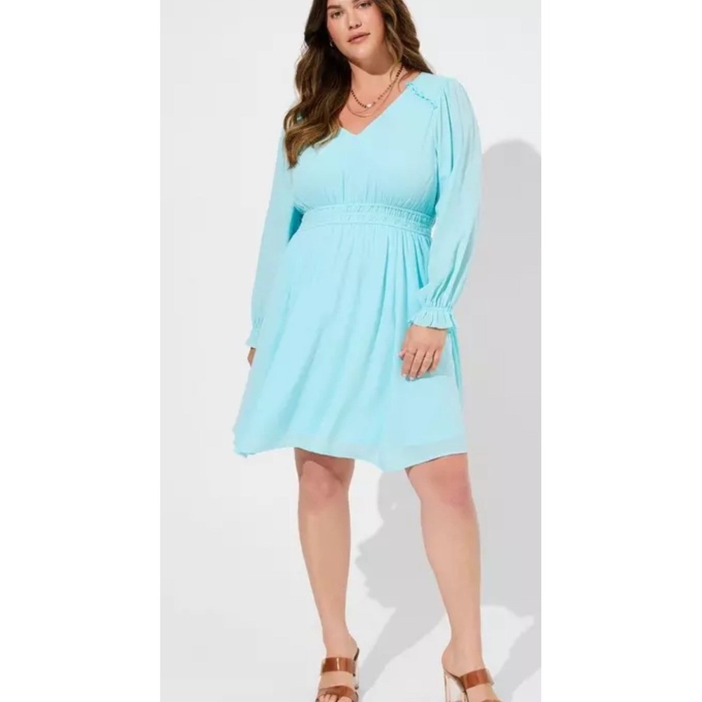 Torrid Mini Dress1X Blue Excellent Smocked Waist V-Neck Ruffle Long Sleeve